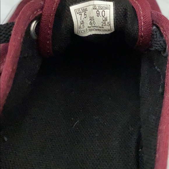Burgundy Vans Men’s 7.5 Women’s 9.0 Excellent - Picture 6 of 6